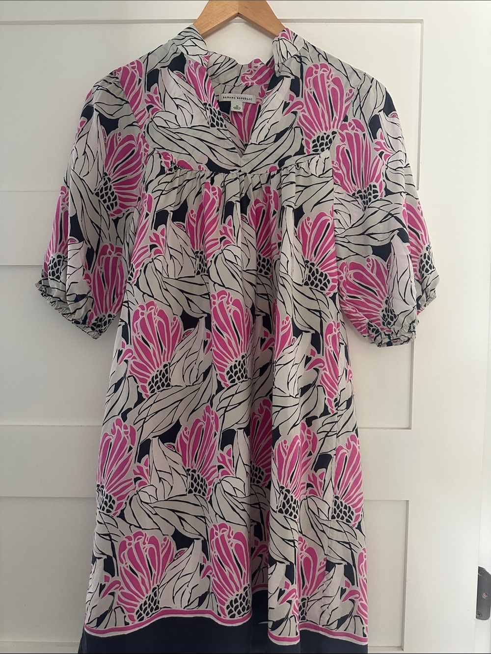 Banana Republic Pink and White Floral Midi Dress